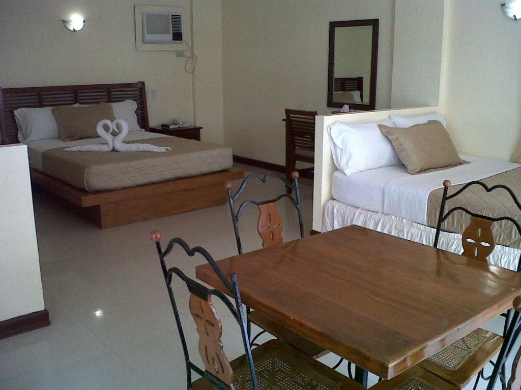 Beachcomber Resort Balabag  Δωμάτιο φωτογραφία